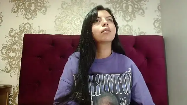 CarolineBrunx webcam