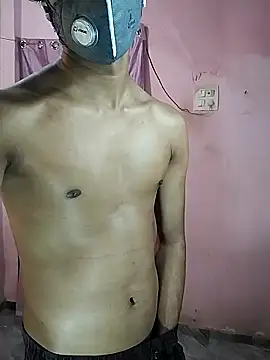 Ultimate_cHappiE webcam