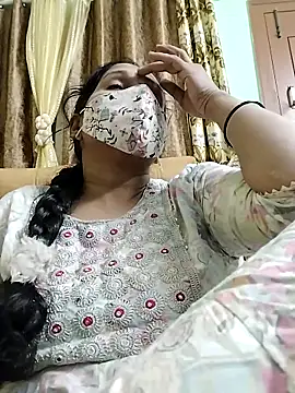 Webcam Model (Monika_Telugu_Girl)  is live.Free join now!