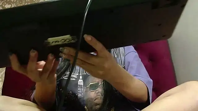 CarolineBrunx webcam