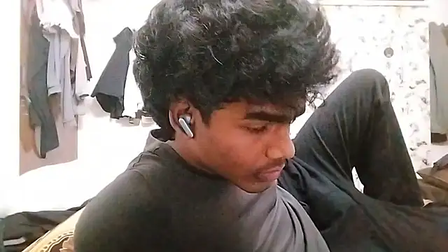 Rahulisagoodguy webcam