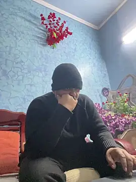 Dick_6inches_Delhi webcam