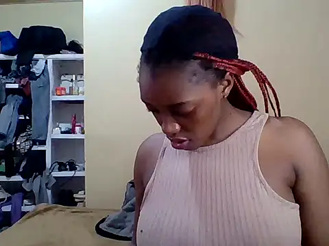 Zara_Twilight webcam