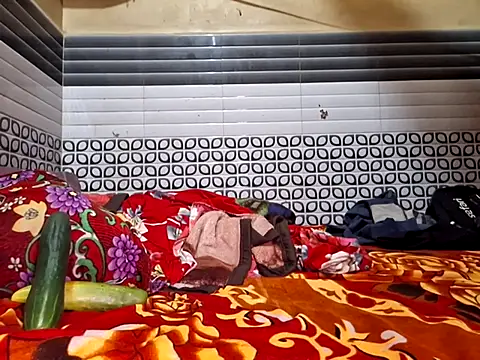 Hot_desi_man12 webcam