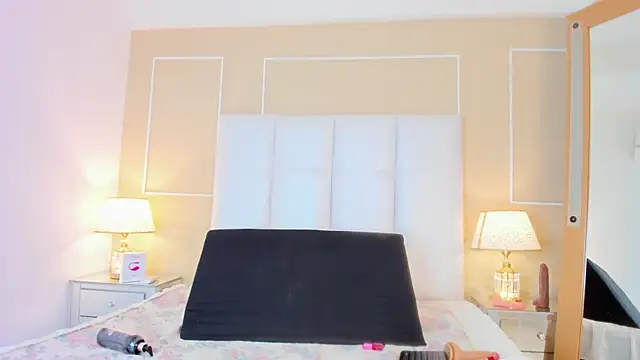 Dolly_Dirty_Squirrt webcam