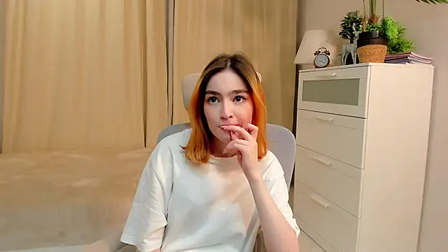 JuIianneDelfino webcam