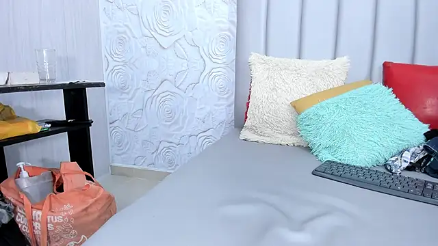 Cleopatra_Trans webcam