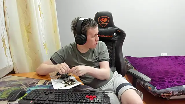 iliaskrislove webcam