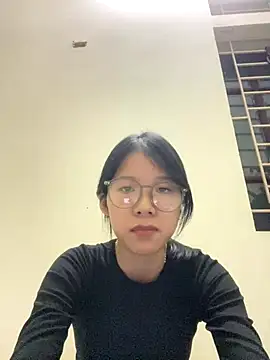 Webcam Model (meomeo2k6) is live