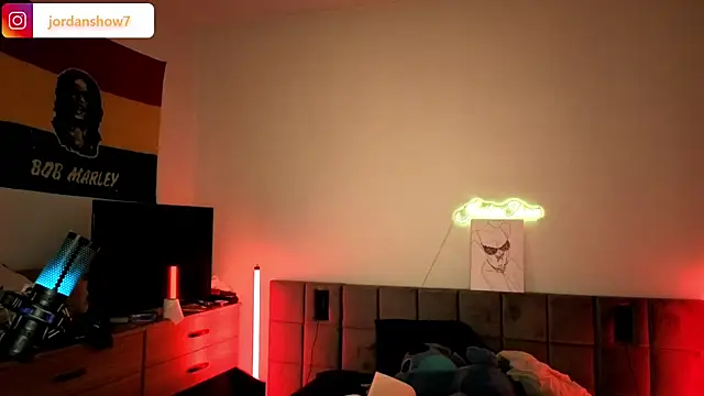 JordanShow webcam