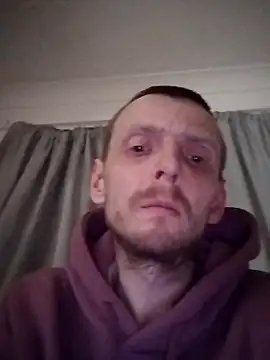 crookedbunk3527 (Ask my age) - Cum on your screens