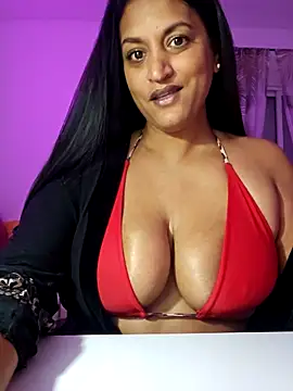 Busty_AriaX