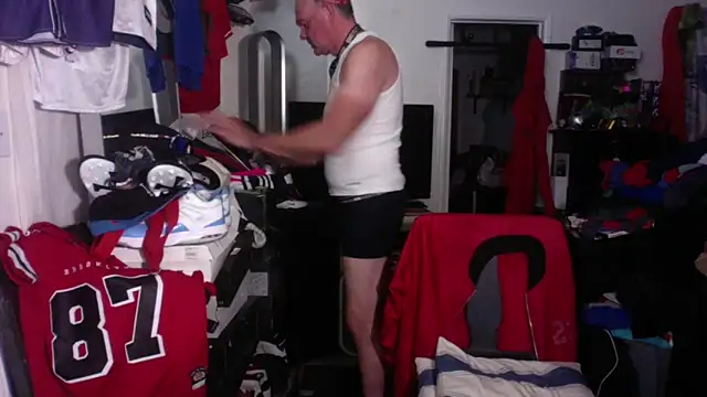 DILFJockDad87 webcam