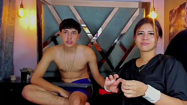 ChanellandMax webcam