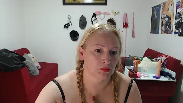 emperabigbootybigass webcam