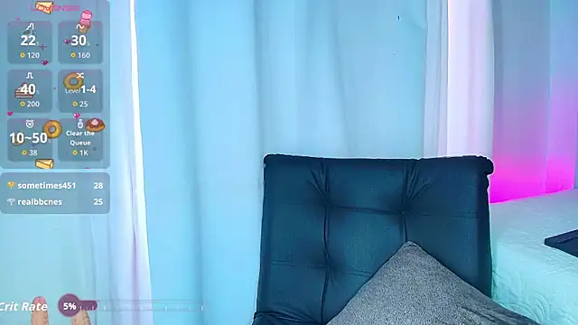 EbonyHansNight webcam