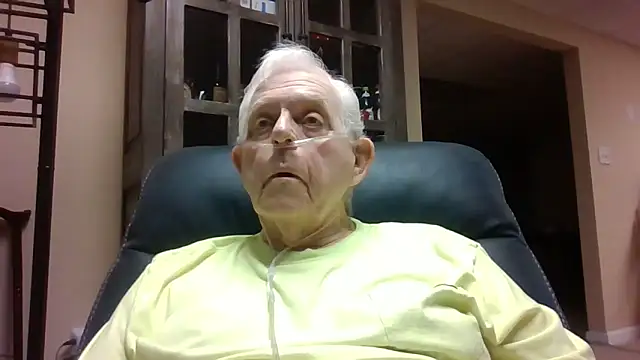 bootlegmanz (Ask my age) - #american #blondes #cam2cam #cheapest-privates #chunky #dirty-talk #ejaculation #jerk-off-instruction #masturbation #recordable-privates #sexting #small-audience #straight #white