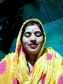 Webcam Model (Hot_kamla)  is live.Free join now!