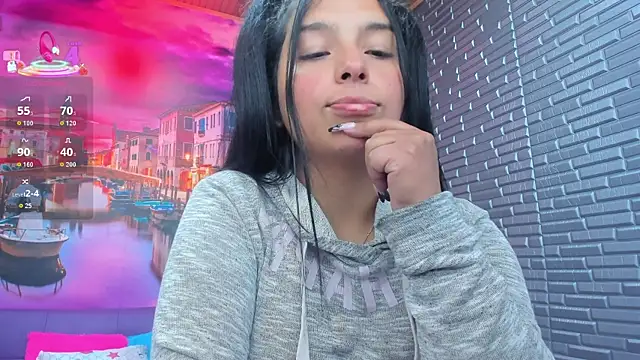 Small_naughty_ webcam