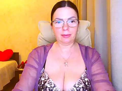 Monica-1203 webcam