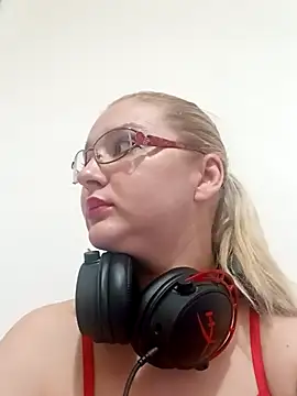 swallow_taboo webcam