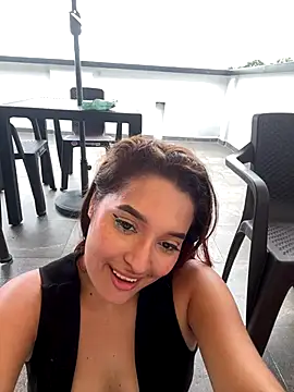 Emily_Jonness_ webcam