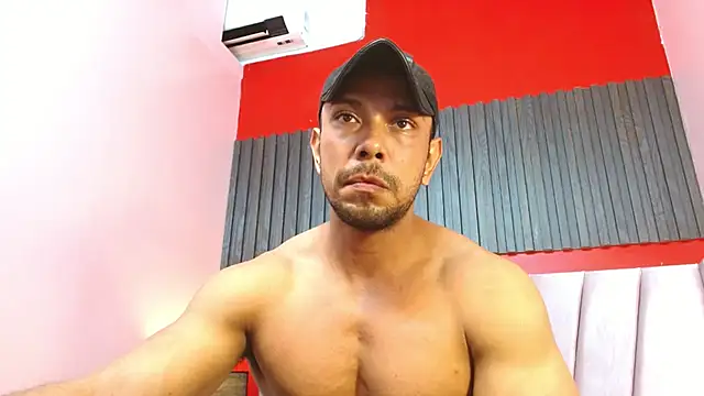 Thiago_Summers webcam