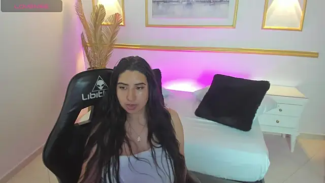 alice_coopperx webcam