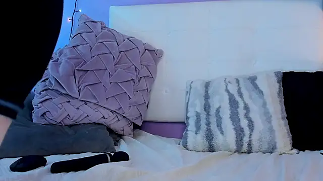 Charlotte11-11 webcam