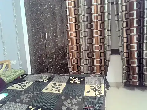 Meri_Cutie_Pie webcam