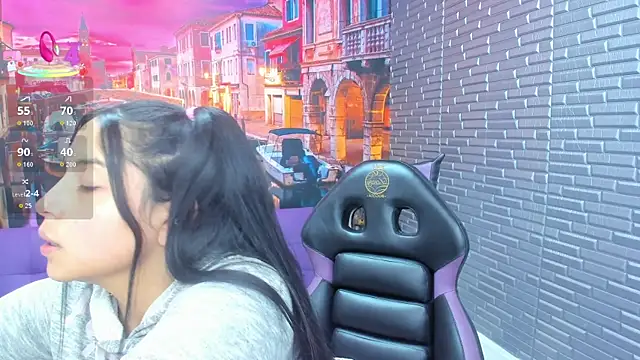 Small_naughty_ webcam