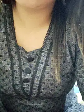 Webcam Model (Tanha18)  is live.Free join now!