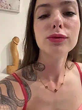 Webcam Model (Sugarbellax)  is live.Free join now!