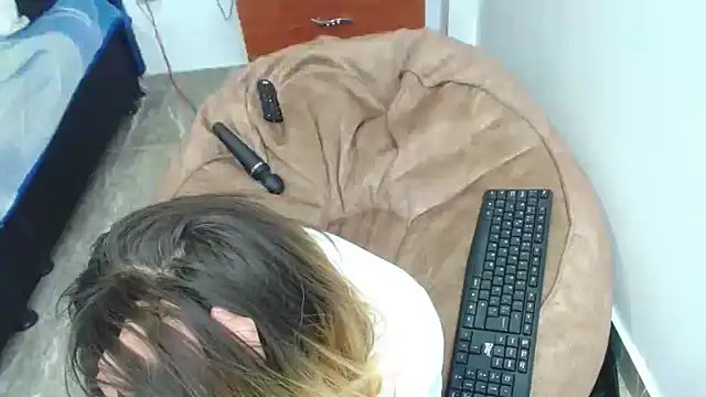 KratosAfroditacs webcam