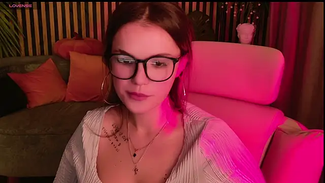 KellyHayden webcam
