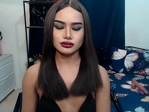 RositaUshvada webcam