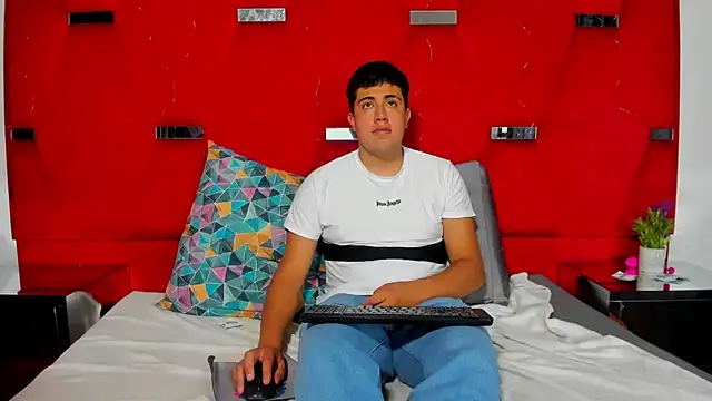 Emmaanddarling webcam