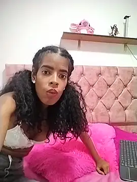 thianahorny webcam