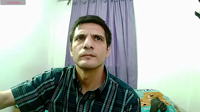 Adam_Arango webcam
