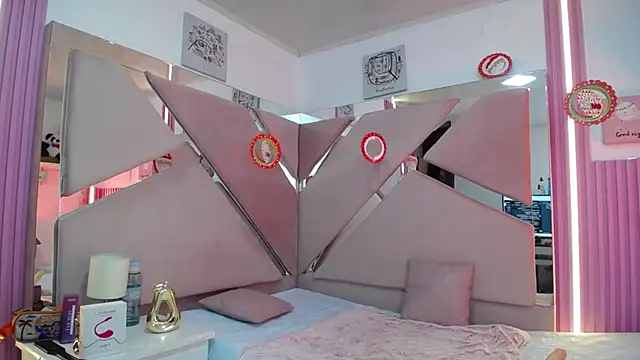 Mia_garcia28 webcam stripchat model stream image