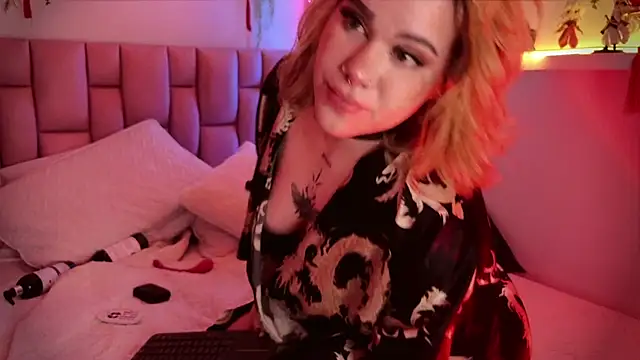 albaismynameX webcam