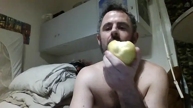 whatYwantMorrre webcam