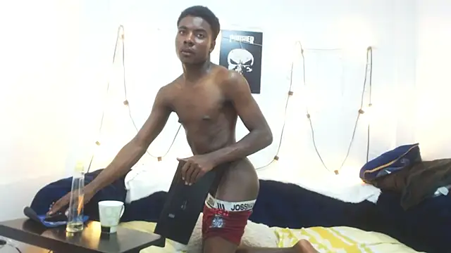 NoahJhonson69 webcam