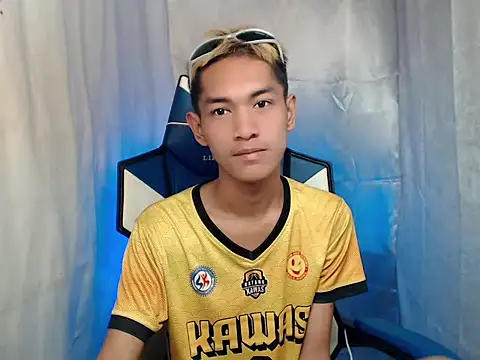 riks_tyler (Ask my age) - christmas cum together