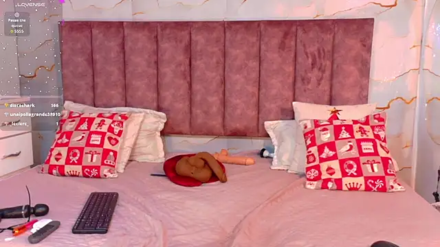 CheneellLorens webcam