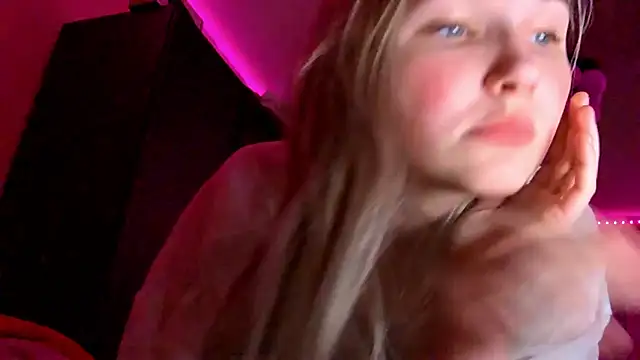 KarinRobertson webcam