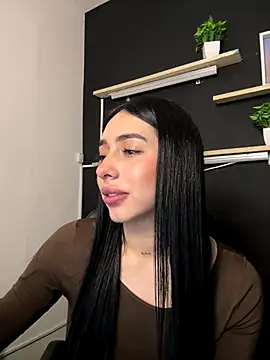 Webcam Model (isabella_jade)  is live.Free join now!