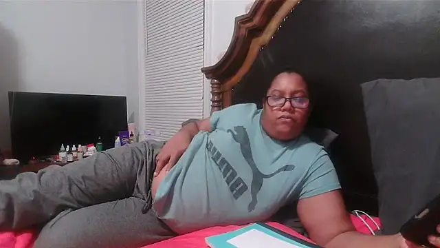 ebonyred webcam