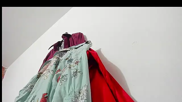 Evaaross_2345 webcam