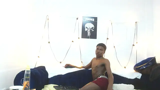 NoahJhonson69 webcam